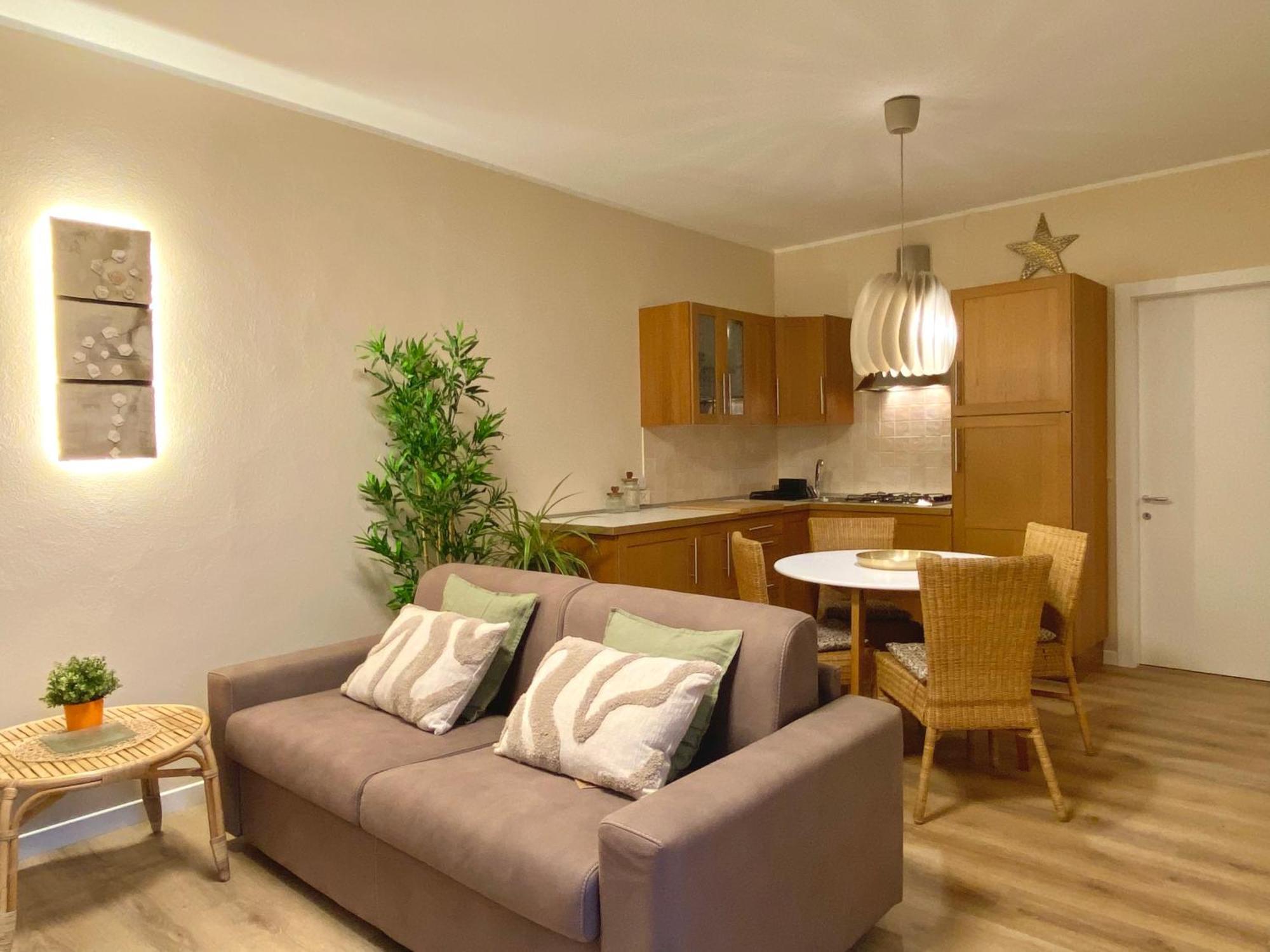 Appartement Casa Cinzia à Gravedona Extérieur photo